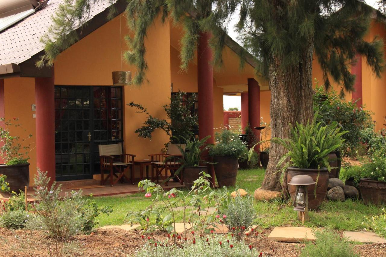 Le Rustique Hotel Nanyuki Luaran gambar